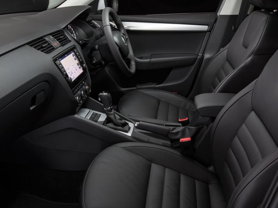  Skoda Octavia Wagon 2013 года  (фото 8 из 10)